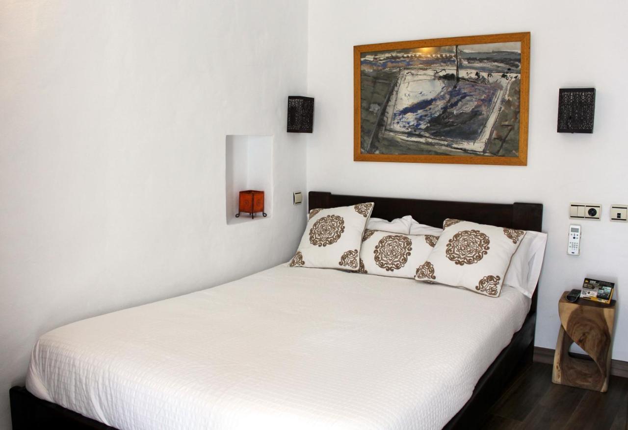 Hostal Extramuros Кониль-де-ла-Фронтера Экстерьер фото