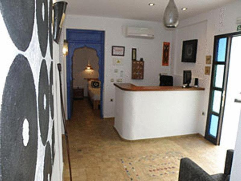 Hostal Extramuros Кониль-де-ла-Фронтера Экстерьер фото