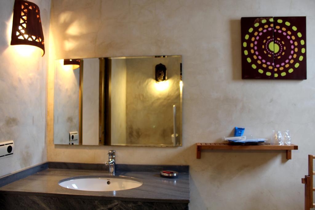 Hostal Extramuros Кониль-де-ла-Фронтера Экстерьер фото
