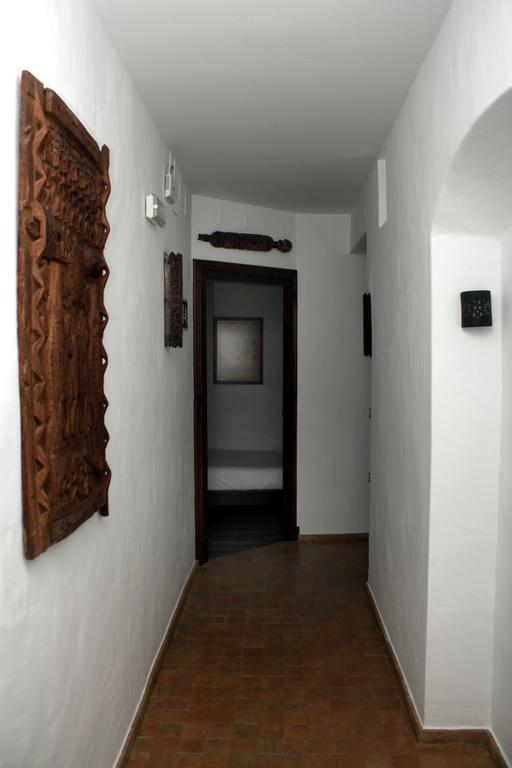 Hostal Extramuros Кониль-де-ла-Фронтера Экстерьер фото